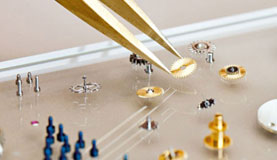 长沙江诗丹顿指定维修门店打开表壳